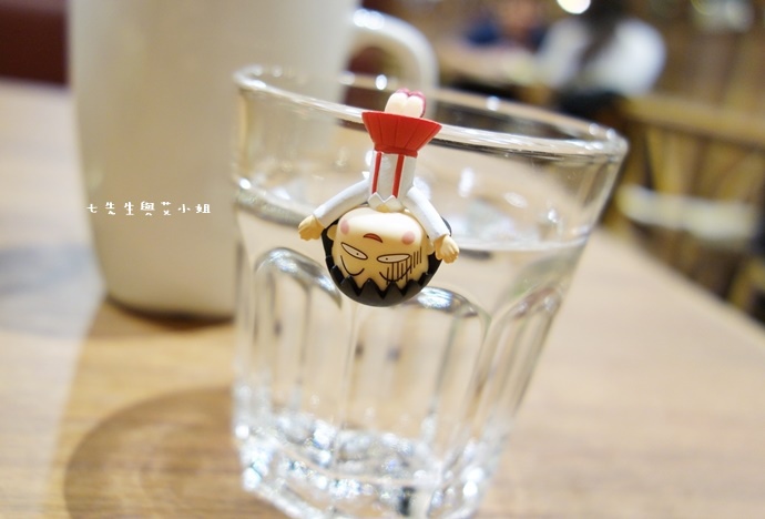 5 日本小丸子杯緣子.JPG 5 日本小丸子杯緣子.JPG