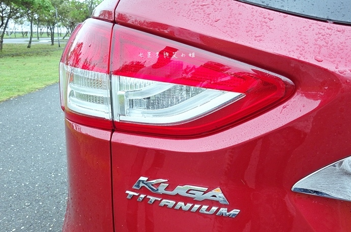 48 Ford Kuga 2.0 時尚經典