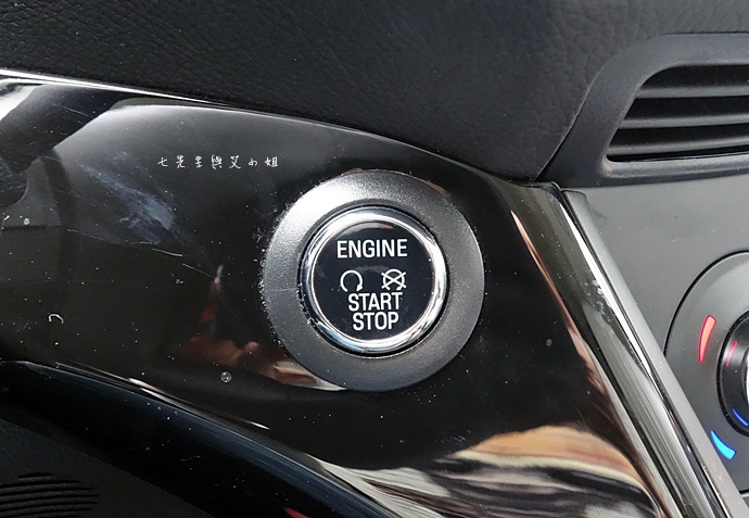 50 Ford Kuga 2.0 時尚經典