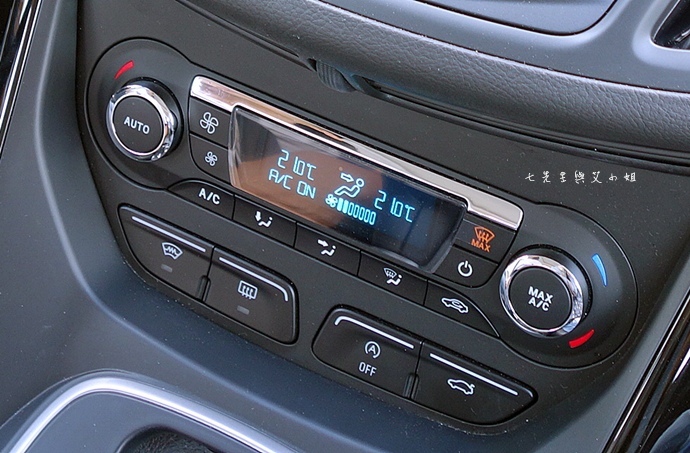 56 Ford Kuga 2.0 時尚經典