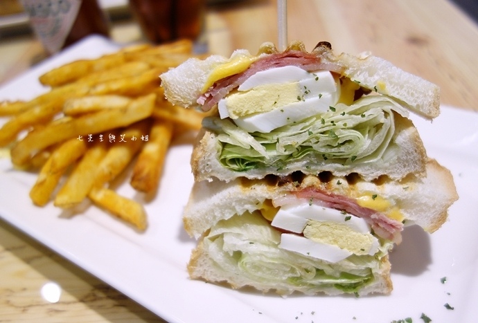 0 豐滿總匯三明治 新莊後港.JPG