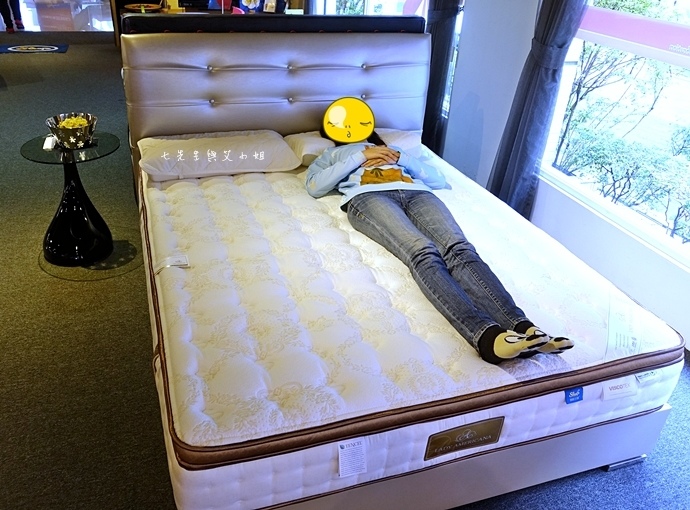 33 睡眠王國 Sleep Country 美國席夢思名床2萬有找 貨櫃抵台首賣會.JPG