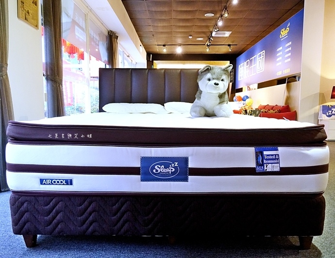 38 睡眠王國 Sleep Country 美國席夢思名床2萬有找 貨櫃抵台首賣會.JPG 38 睡眠王國 Sleep Country 美國席夢思名床2萬有找 貨櫃抵台首賣會.JPG