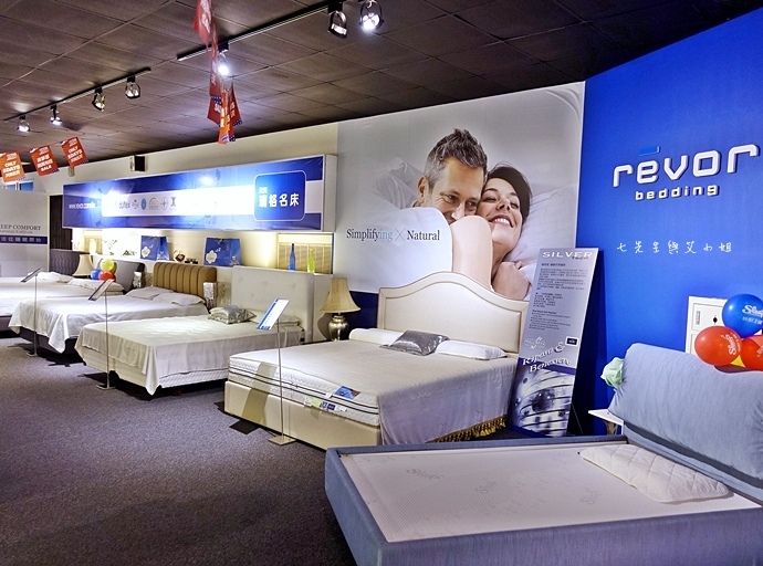 8 睡眠王國 Sleep Country 美國席夢思名床2萬有找 貨櫃抵台首賣會.JPG 8 睡眠王國 Sleep Country 美國席夢思名床2萬有找 貨櫃抵台首賣會.JPG