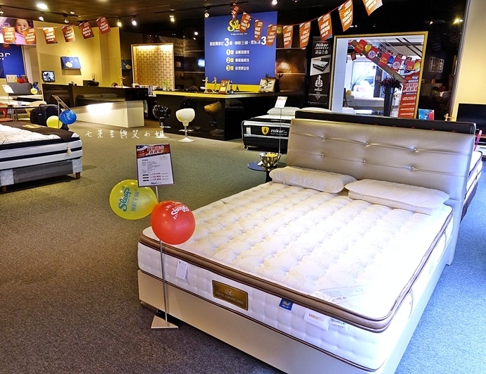 29 睡眠王國 Sleep Country 美國席夢思名床2萬有找 貨櫃抵台首賣會.JPG