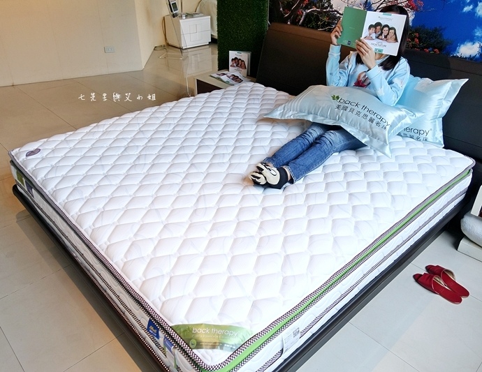 28 睡眠王國 Sleep Country 美國席夢思名床2萬有找 貨櫃抵台首賣會.JPG