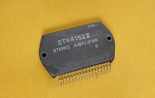 STK4152ll AB類40W SANYO功率放大厚膜IC