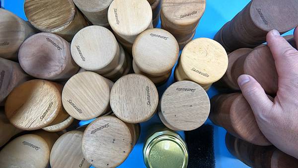 柳安木2代 8公分超大喇叭腳墊.擴大機腳墊,柳安木中密度原木