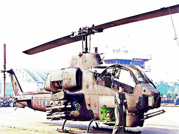 AH-1W 超級眼鏡蛇攻擊直升機 AH-1W 超級眼鏡蛇攻擊直升機
