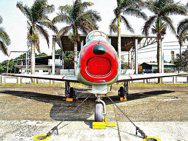 F-86F 軍刀式戰鬥轟炸機 F-86F 軍刀式戰鬥轟炸機