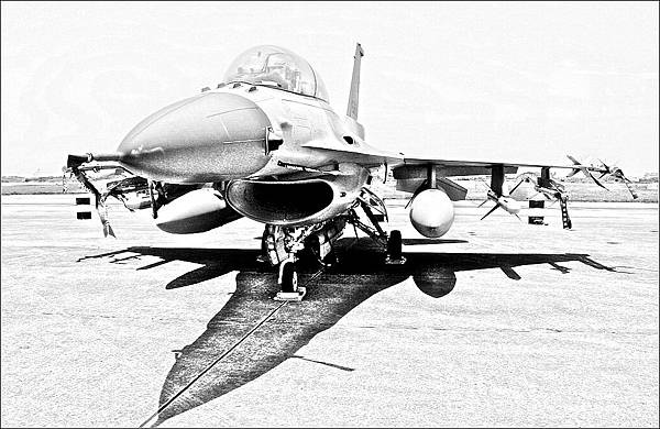 F-16 Fighting Falcon F-16 Fighting Falcon