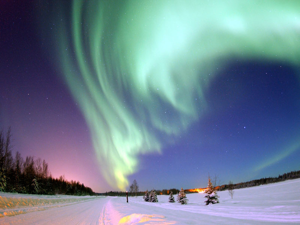 aurora1_wikipedia.jpg