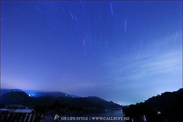 lytstartrails01