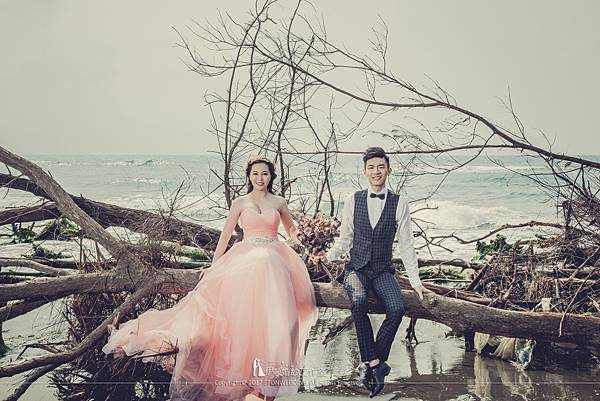 自助婚紗,自助婚紗作品,自助婚紗價格,自助婚紗推薦,自助婚紗ptt,台北自助婚紗,自助婚紗高雄,婚紗照風格,婚紗照姿勢