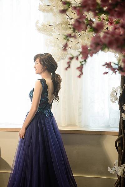 晚宴禮服,晚禮服,婚紗禮服推薦,婚紗禮服出租,婚紗款式,婚紗推薦,租婚紗禮服,婚紗禮服,婚紗租借,婚紗照,買婚紗