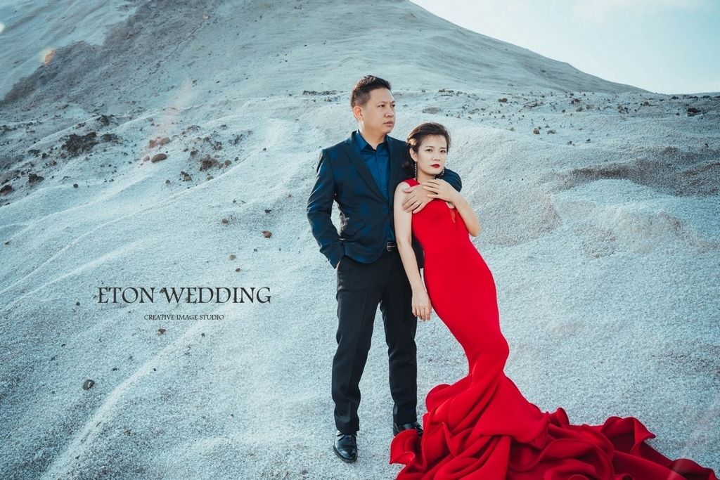 婚紗攝影,婚紗攝影價格,婚紗攝影推薦,婚紗攝影作品,婚紗攝影ptt,婚紗照風格,婚紗攝影師,婚紗攝影工作室,婚紗照姿勢,婚紗攝影2020,禮服款式2020,禮服款式 (1).jpg