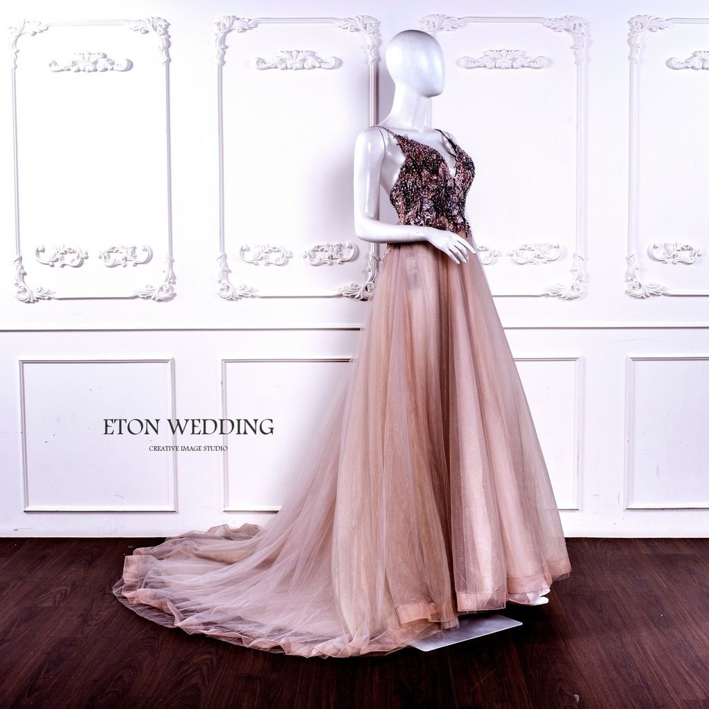 拍婚紗,禮服款式,禮服款式推薦,禮服風格,拍婚紗推薦,拍婚紗 推薦,拍婚紗風格,拍婚紗禮服,拍婚紗 價格,拍婚紗ptt (23).jpg