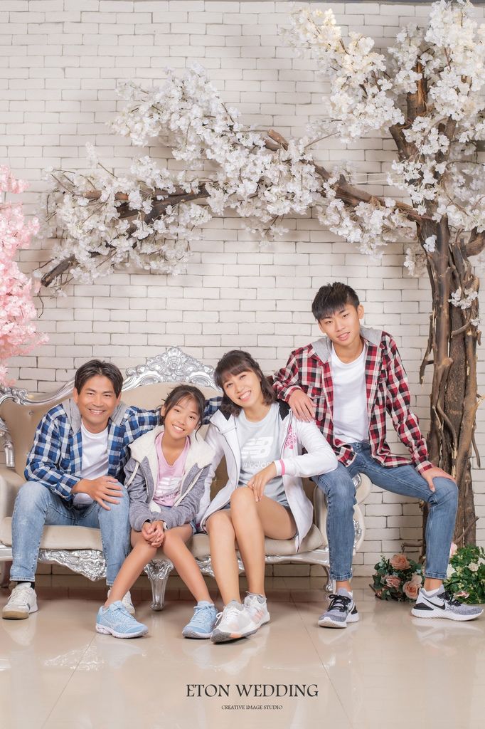 全家福照,全家福照風格,全家福照推薦,全家福照穿著,全家福照 便服,全家福照2021,全家福照 推薦,全家福,全家福 推薦,全家福照ptt,全家福照價格 (22).jpg