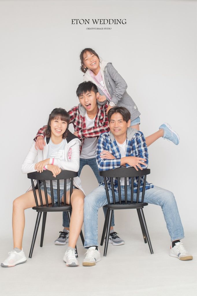 全家福照,全家福照風格,全家福照推薦,全家福照穿著,全家福照 便服,全家福照2021,全家福照 推薦,全家福,全家福 推薦,全家福照ptt,全家福照價格 (26).jpg