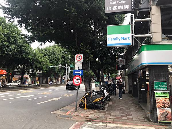 伊頓婚紗士林,士林婚紗工作室,伊頓婚紗,士林伊頓婚紗,伊頓士林店,全家福,拍婚紗,全家福,閨蜜婚紗,個人寫真,情侶寫真,婚禮攝影,婚紗攝影台北, (5).jpg