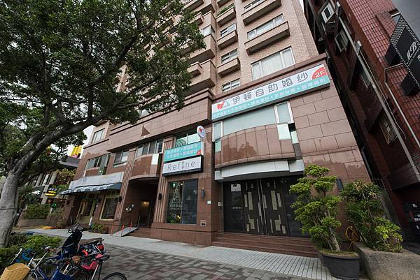 伊頓婚紗士林,士林婚紗工作室,伊頓婚紗,士林伊頓婚紗,伊頓士林店,全家福,拍婚紗,全家福,閨蜜婚紗,個人寫真,情侶寫真,婚禮攝影,婚紗攝影台北, (12).jpg