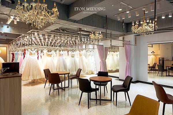 伊頓婚紗士林,士林婚紗工作室,伊頓婚紗,士林伊頓婚紗,伊頓士林店,全家福,拍婚紗,全家福,閨蜜婚紗,個人寫真,情侶寫真,婚禮攝影,婚紗攝影台北, (21).jpg