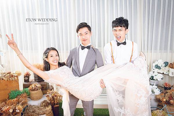 全家福寫真,全家福攝影,全家福寫真台北,全家福寫真推薦,伊頓全家福,全家福照風格,全家福照台南,全家福照桃園,全家福照高雄,全家福拍攝,拍全家福,全家福,全家福照 (24).jpg