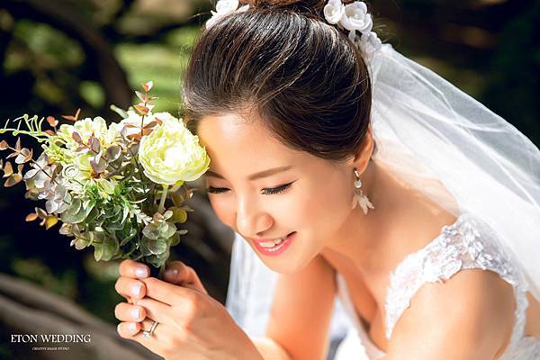 新娘捧花鮮花,新娘捧花推薦,新娘捧花乾燥花,拍婚紗捧花,婚紗照捧花推薦婚紗外拍捧花,新娘捧花,拍照捧花,乾燥花捧花,拍照捧花顏色 (16).jpg