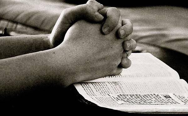 pray-664786_960_720.jpg pray-664786_960_720.jpg