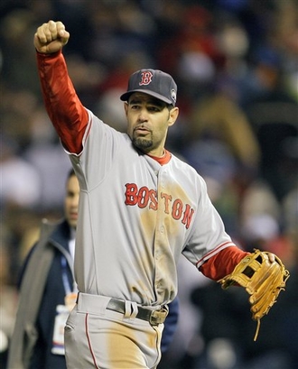 Mike Lowell071027AP.jpg