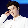 day1and2-donghae2.jpg