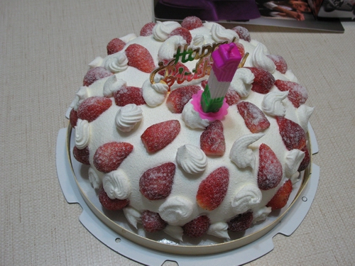 阿姨特地為湘湘準備的生日蛋糕