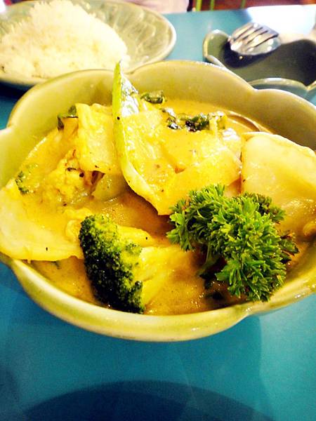 20111231 Yi Thai- Chicken Green Curry.jpg