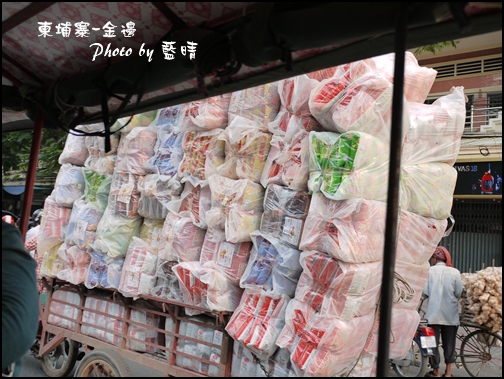 03-009-金邊超載的機車.jpg 03-009-金邊超載的機車.jpg