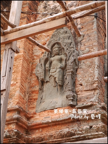 06-003-吳哥窟-羅雷寺-金剛力士雕像.jpg 06-003-吳哥窟-羅雷寺-金剛力士雕像.jpg