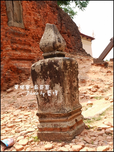06-008-吳哥窟-羅雷寺-林伽.jpg 06-008-吳哥窟-羅雷寺-林伽.jpg