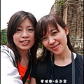 02-017-吳哥窟-東美逢寺-eva和ann自拍.jpg