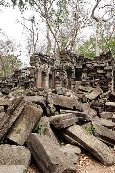 吳哥窟11日︱叢林中沉睡800年的《班提奇馬寺 Bantea