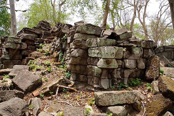 吳哥窟11日︱叢林中沉睡800年的《班提奇馬寺 Bantea