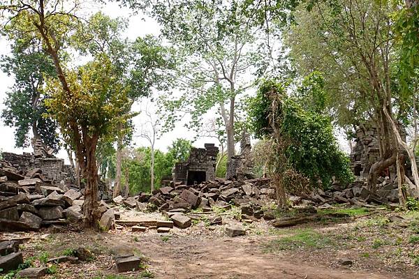 吳哥窟11日︱叢林中沉睡800年的《班提奇馬寺 Bantea