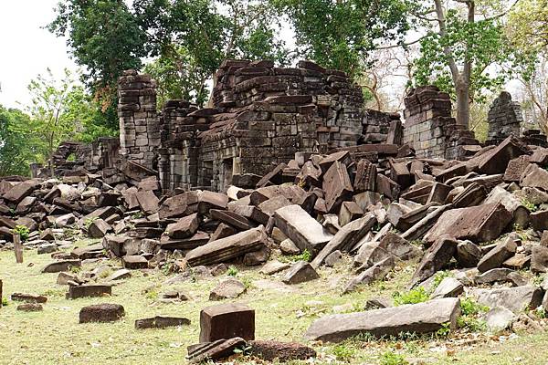 吳哥窟11日︱叢林中沉睡800年的《班提奇馬寺 Bantea