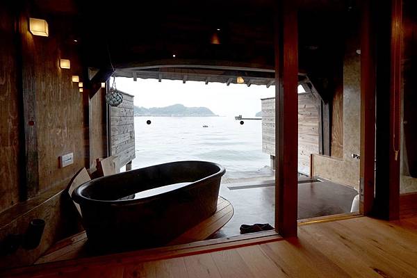 伊根住宿︱一日一組限定。伊根舟屋露天溫泉之宿《伊根の舟屋 風