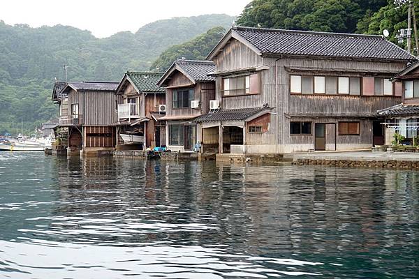 伊根︱【伊根灣めぐり遊覽船】和【海上計程車（海上タクシー）】