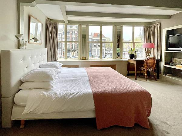 荷蘭住宿︱阿姆斯特丹•17世紀運河屋•B&B Herengr