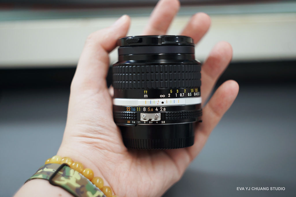 トップ ニコン Ai-S Nikkor 24mm F2