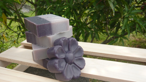 紫草乳果&紫草雙色皂
