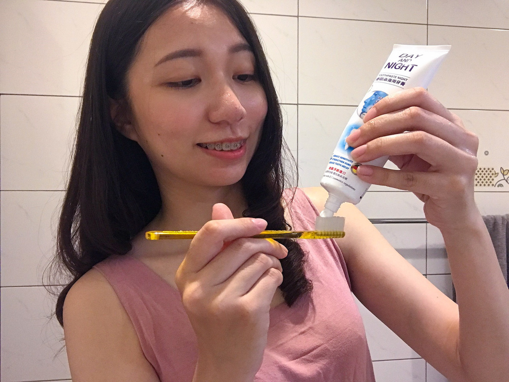 德恩奈夜用牙膏7.jpg 試用