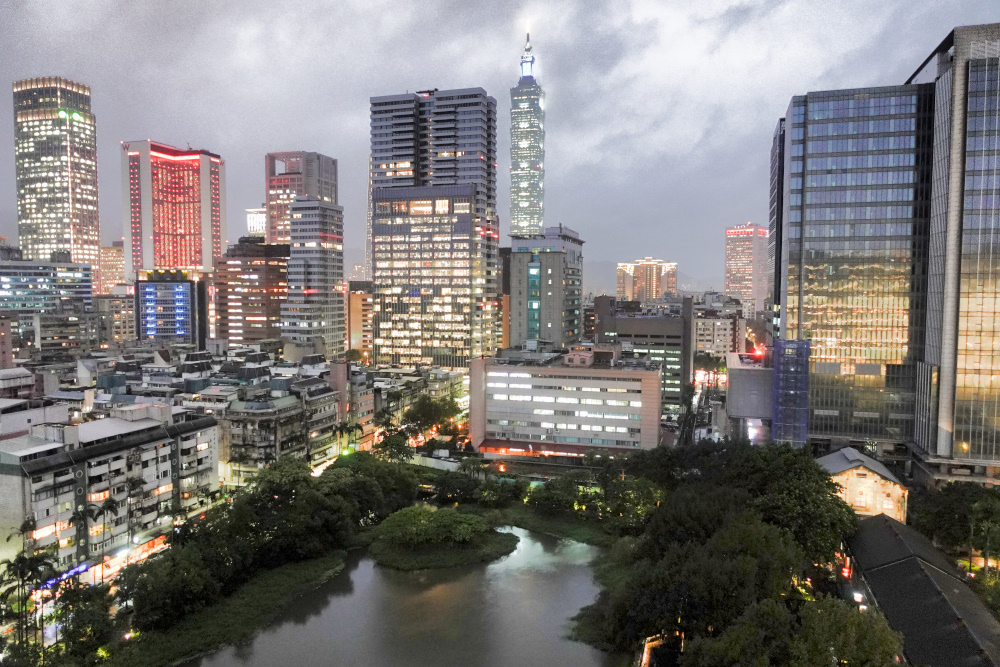 【台北飯店】誠品行旅,一整面書牆適合文青的你,可遠眺101的氣質飯店 (4).jpg 【台北飯店】誠品行旅,一整面書牆適合文青的你,可遠眺101的氣質飯店 (4).jpg