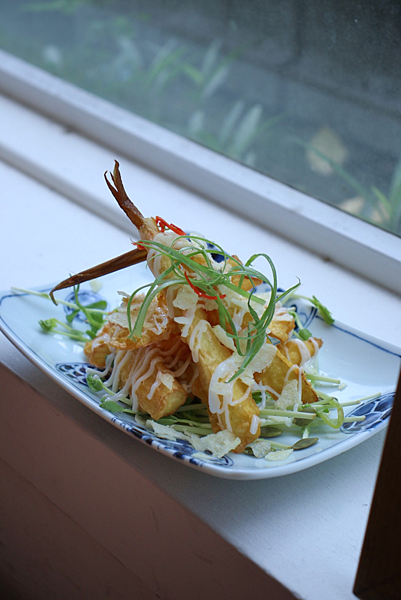 【 宜蘭美食】衷食丨 角落裡的台式定食熱炒，家常菜也要有儀式