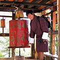 Taktsang Monastery（Paro）～不丹導遊Dorji示範轉動經綸